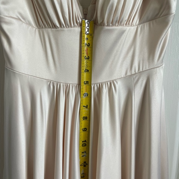 Beige prom evening dress - Picture 11 of 14